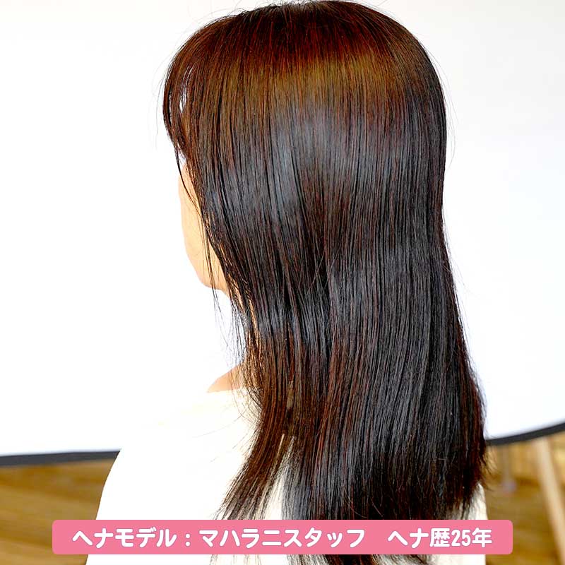 白髪がまだらで30-40%はヘナでダークブラウンの仕上がり