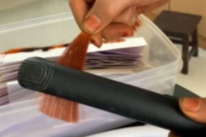 ヘアアイロンでヘナがブラウンに！