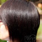 黒髪にヘナカラーが入る
